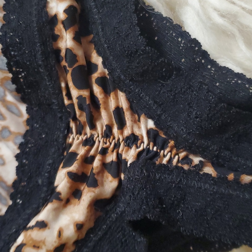 🦋 Blush NWOT thong
